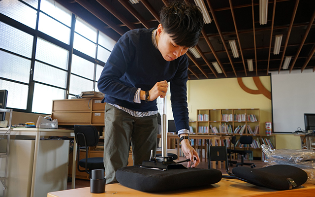 高雄県甲仙小学校図書館の再建サポート